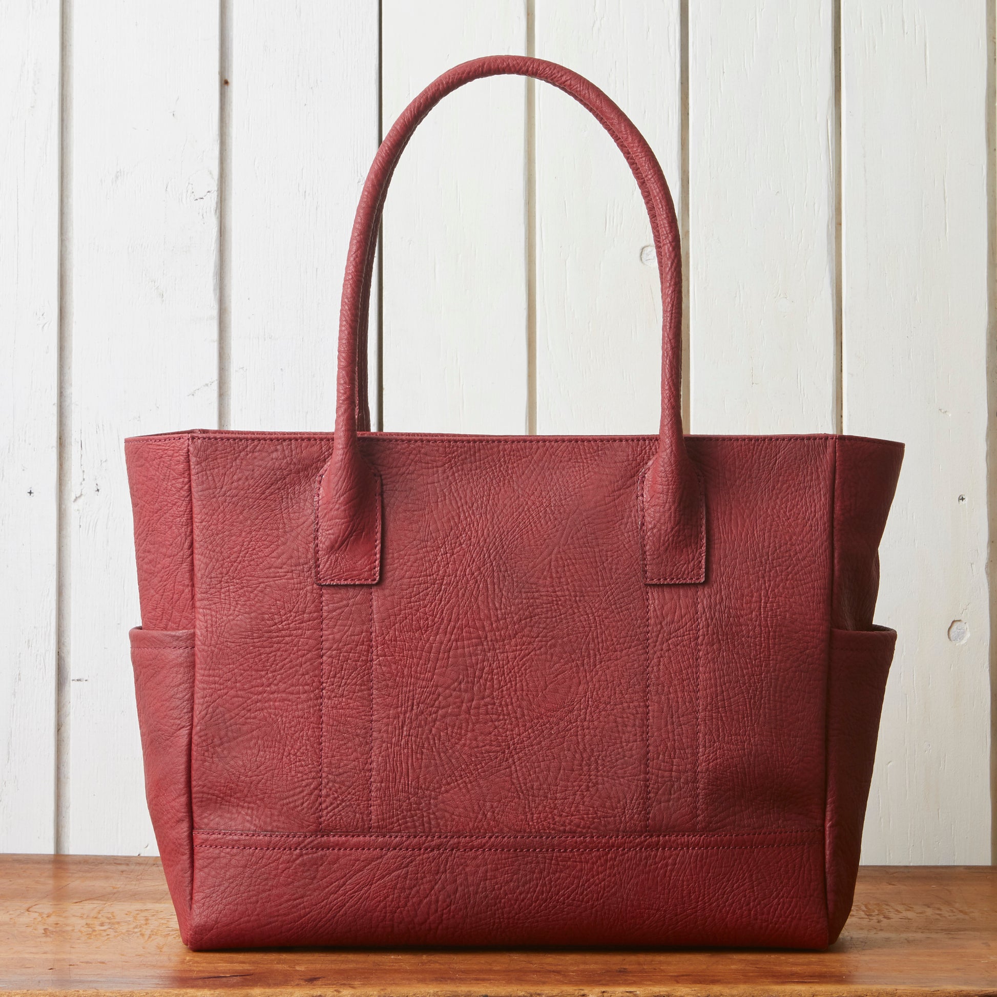 馬革トートバッグ Mcapa B4対応 軽量 日本製 経年変化 azzuni AZ-060
マットレッド